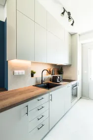 Iconic 1BR Apartment in Koukaki by UPSTREET - Image 4