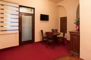 Apartament Baroc - Image 2