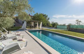 HH Terre Bianche with private Pool and Whirlpool - Image 2