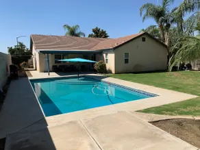 Large Luxury Home w/ Pool - 3 bedrooms and 3 bath - Image 4