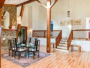 Amazing Mountain Views + Hot Tub near WLU & VMI - Image 5