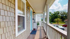 Mins to Historic DT, Conv Center, LiveOak Pavilon! - Image 4