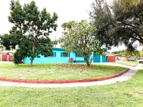 #3 Lake Osborne Tropical Pool Oasis - Image 2