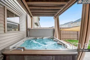 Farmhouse FUN/ Hot tub- Movie theater - Image 5