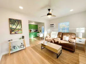 🐢Walk to the Bay, Pet Friendly, Free Laundry - Image 5