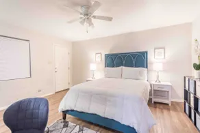 💚The Pecan 🧡Junior Suite Central McAllen Fast WiFi - Image 2