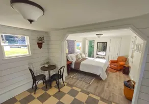 The Courtyard Cottage - Image 3