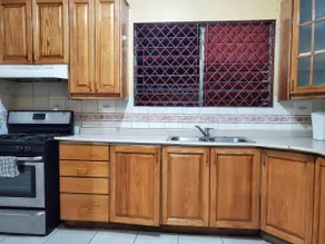 Hillview 3Br/2Ba near KFC Jerk & Supermarket - Image 4