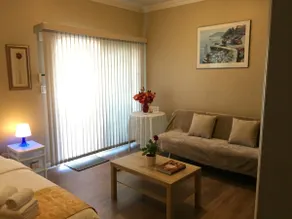Independent Suite near Skytrain - Image 3