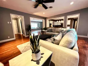 Ocean Dr Gem! Walk 2 Bay & Downtown. Spacious! - Image 2