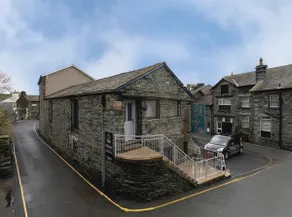 The Sorting Office - Spacious Modern Home with parking in Central Ambleside - Image 4