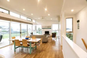 Ocean Loft - Oceanview ~Pet Friendly ~ Free Wifi - Image 2