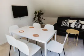 Apartment(champagne)with street food garden - Image 4