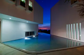 Villa Esmeralda - Image 2