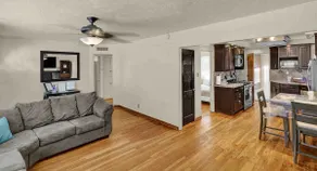Nashville Bungalow - Image 4