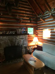 Tranquil Lakefront Cabin! - Image 5