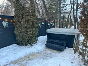 The Hobbit House (Hot Tub) - Image 3