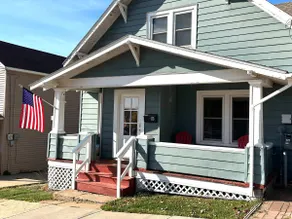 Vintage House Downtown - Spacious - Has it all! - Image 2