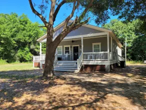 Modern Farmhouse Getaway near MCAS/PI & Agapae Oaks - Image 3