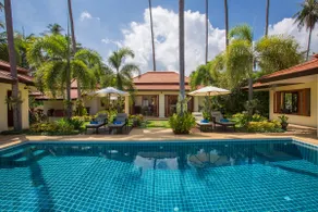 Front de mer, superbe environnement, piscine privée et personnel - Image 4