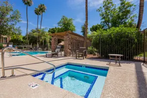 Come Enjoy Phoenix's Beautiful Weather - Image 2