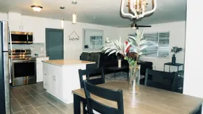 Newly renovated home minutes away from airport. - Image 2