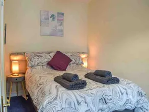 Cosy Cottage In Cardigan - Image 2