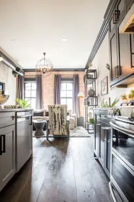 Downtown Luxury Award Winning Private Condo - Image 3