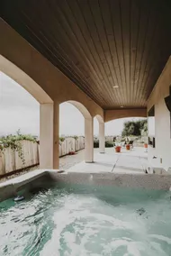 Windermere Villa-Jacuzzi, Ocean Views,Ping Pong - Image 2
