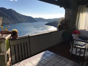 Appartamento \"Casa di pietra e dependance 7 pers\" con Vista Lago & Wi-Fi - Image 3
