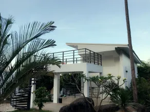 Villa Q - Image 2
