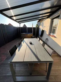 Neubörger vacation home with hot tub - Image 2