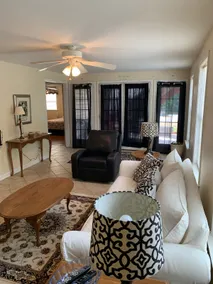 Clemson Mom Apartment - Image 4