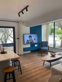 The Aquarium Cottage - Image 4