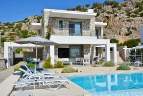 Kokinogremos Villa - Image 2