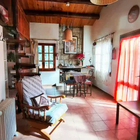 Cabaña de Madera El Roserar de Montseny Homestay - Image 4