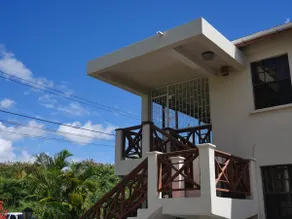 *GracEd Villa* clean+spacious+balcony+parking - Image 3