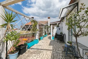 Gaia-your sunny & cozy holiday retreat in Funtana - Image 3