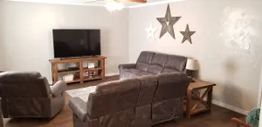 Mcdaniel's Lubbock Home - Image 3