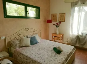 LA CASETTA House and garden, 100 meters from the sea - Image 2