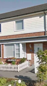 Comfy 2 bed house located at Wareham train station - Image 3