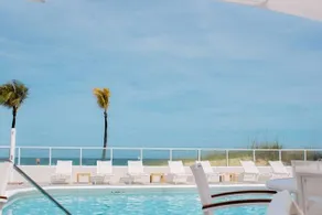 #10 · Fabulous Studio Right on the BEACH with POOL - Image 2