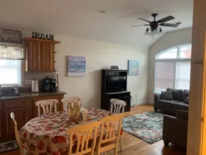15 minutes to NYC, Free Wash/Dryer, Free Parking - Image 4