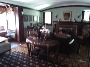 Four Bedroom, Historic Tudor in Maplewood District - Image 4