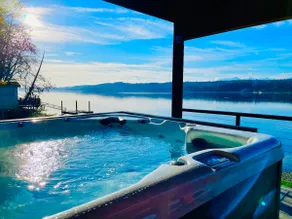 Homeport- Luxury Waterfront Home w/ Hot Tub and Game Room - Image 3