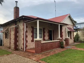 Tea Tree Cottage - Heart of Port Elliot - Image 3