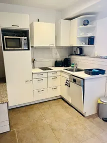 Big bathroom apto. with open kitchen in the city - Image 2