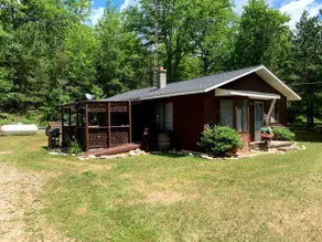 Z's Place, a Cozy Cabin Wilderness Retreat - Image 3