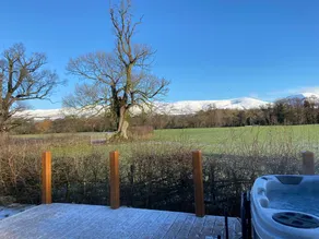 Log Cabin in the Clwydian Range - Image 3