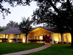 Family Getaway Lake Home - Image 3